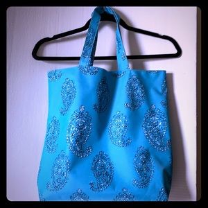 Estée Lauder carry all bag